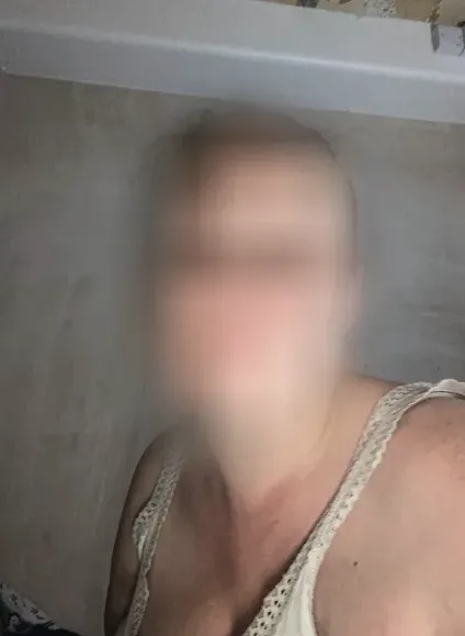 Emilie, 39
