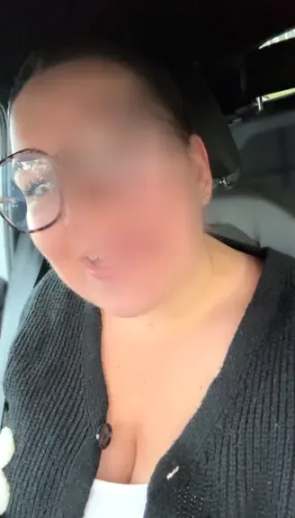 Hanne, 27