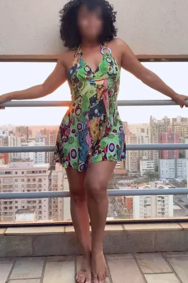 Leyla, 40