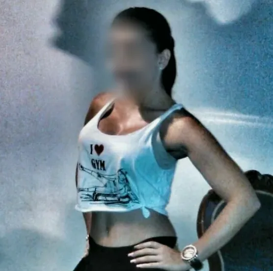 Thea, 40