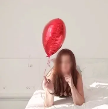 Vilma, 27